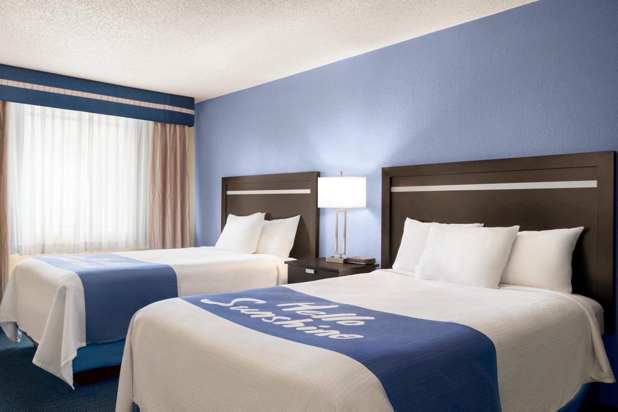 The Cayuga Inn At The Finger Lakes Auburn Exterior photo